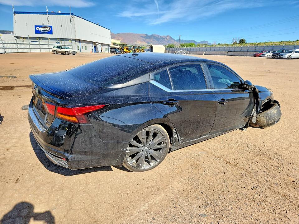Продажа на аукционе авто 2022 Nissan Altima, vin: 1N4BL4CW6NN373762, номер лота: 52997106