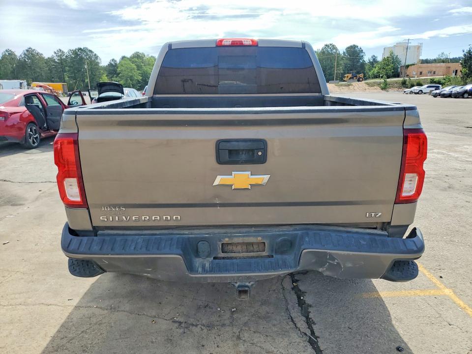 52500626 :رقم المزاد ، 3GCUKSEC7HG378513 vin ، 2017 Chevrolet Silverado مزاد بيع