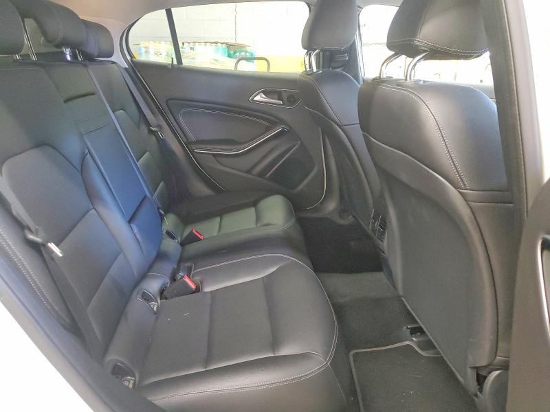 2015 Mercedes-benz Gla მანქანა იყიდება აუქციონზე, vin: WDCTG4EB8FJ165155, აუქციონის ნომერი: 52298816