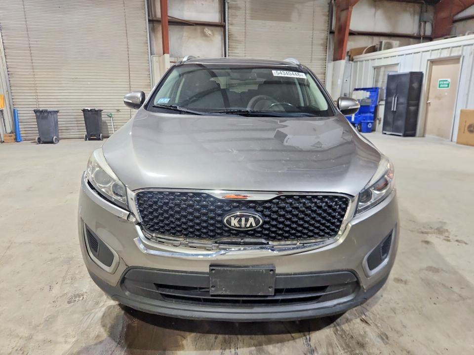 2016 Kia Sorento მანქანა იყიდება აუქციონზე, vin: 5XYPGDA38GG081537, აუქციონის ნომერი: 54340446