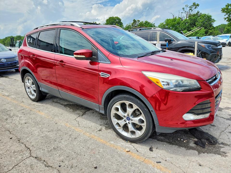 2013 Ford Escape მანქანა იყიდება აუქციონზე, vin: 1FMCU0J92DUD68947, აუქციონის ნომერი: 55379586