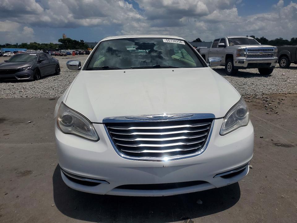 55138256 :رقم المزاد ، 1C3BC7EG6BN554720 vin ، 2011 Chrysler 200 مزاد بيع
