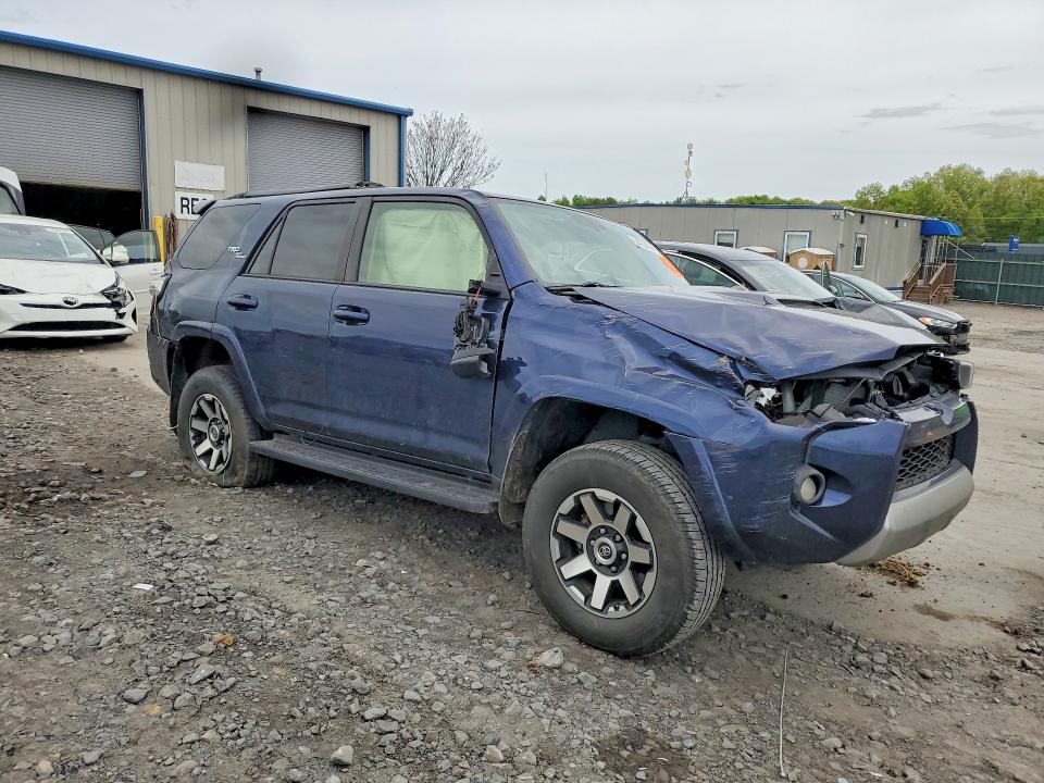 Продаж на аукціоні авто 2019 Toyota 4runner, vin: JTEBU5JR9K5610939, номер лоту: 54723636