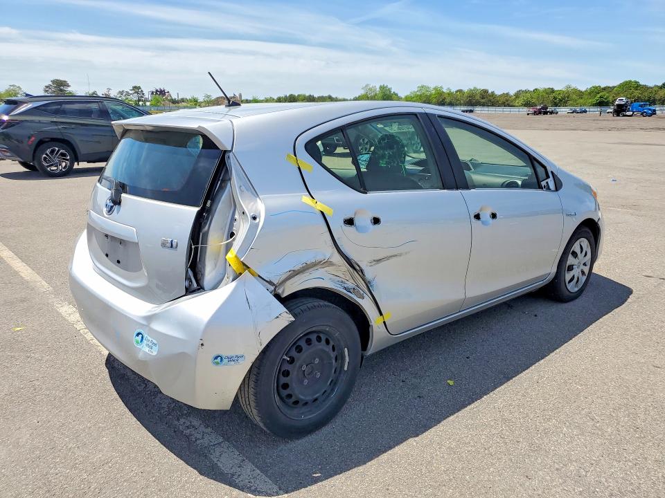 2014 Toyota Prius C მანქანა იყიდება აუქციონზე, vin: JTDKDTB36E1067581, აუქციონის ნომერი: 54410626