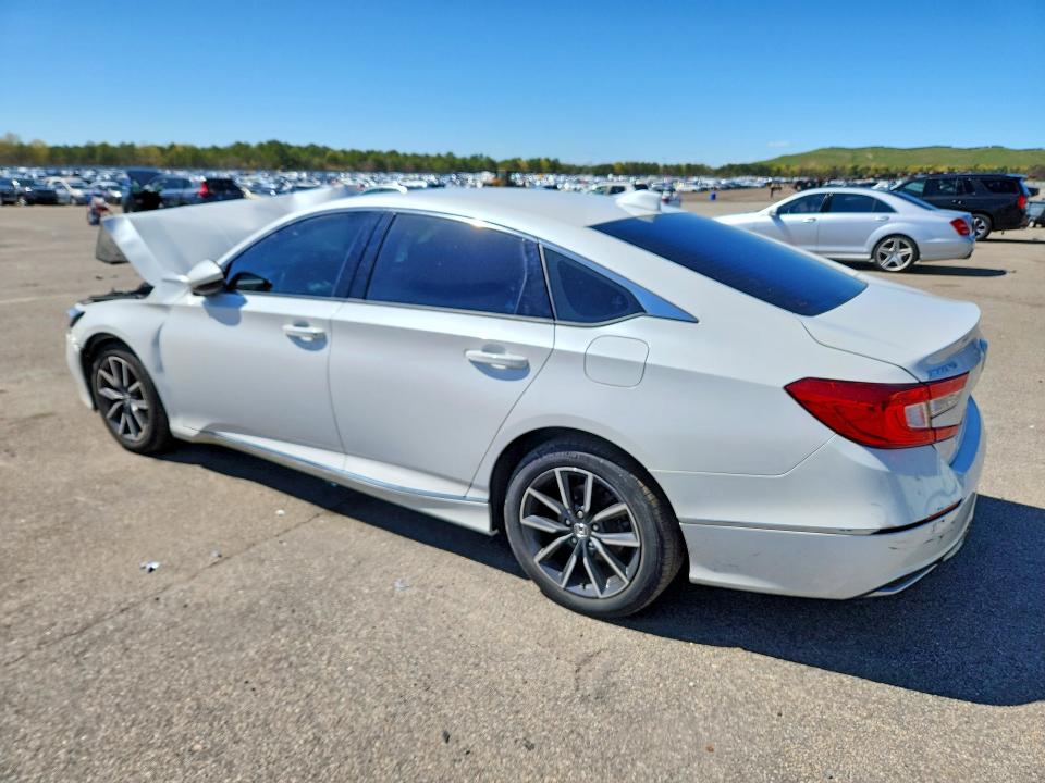 Продажа на аукционе авто 2022 Honda Accord, vin: 1HGCV1F54NA011674, номер лота: 52326126