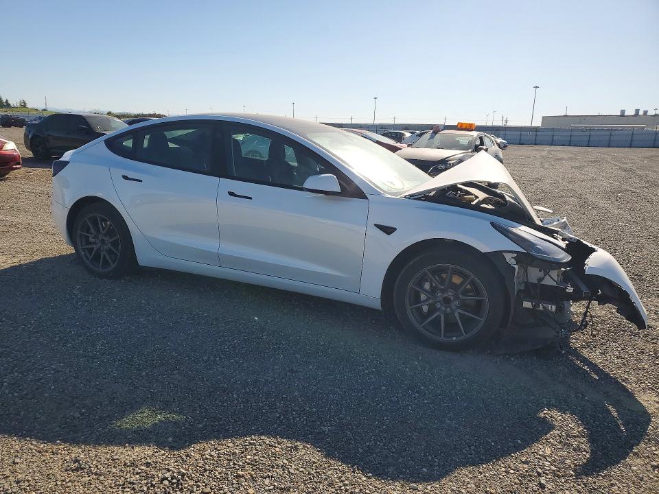 95157985 :رقم المزاد ، 5YJ3E1EA6NF362039 vin ، 2022 Tesla Model 3 مزاد بيع