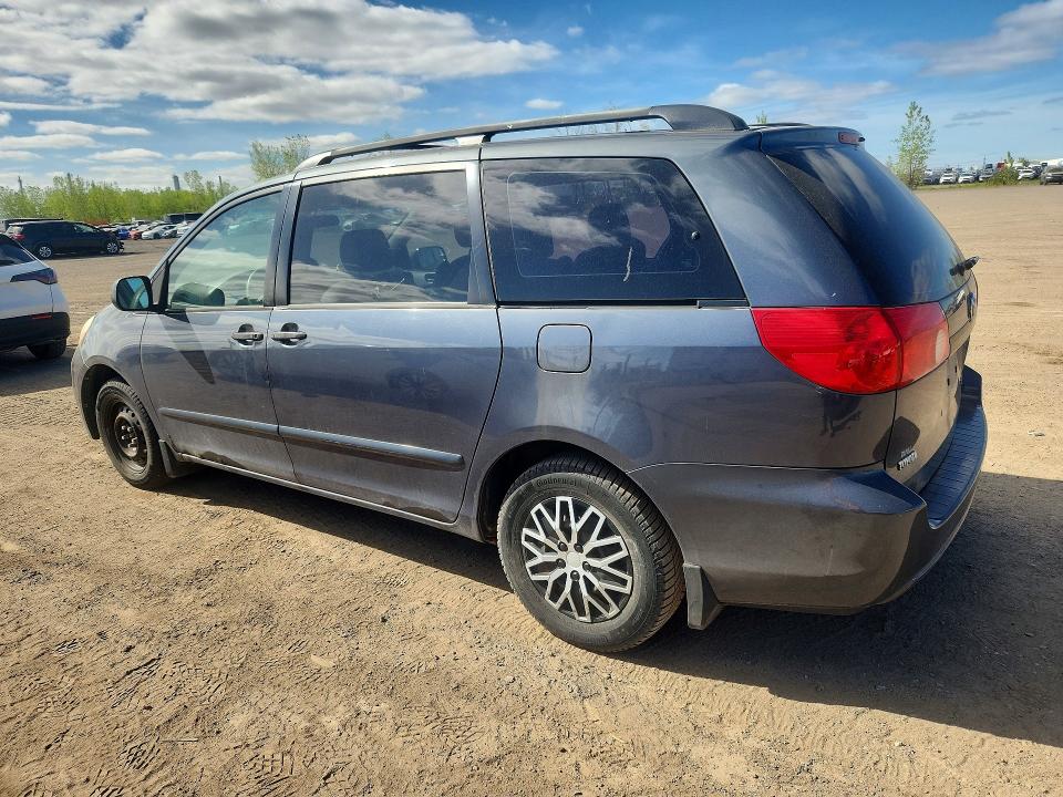 2007 Toyota Sienna მანქანა იყიდება აუქციონზე, vin: 5TDZK29C07S004924, აუქციონის ნომერი: 54162096