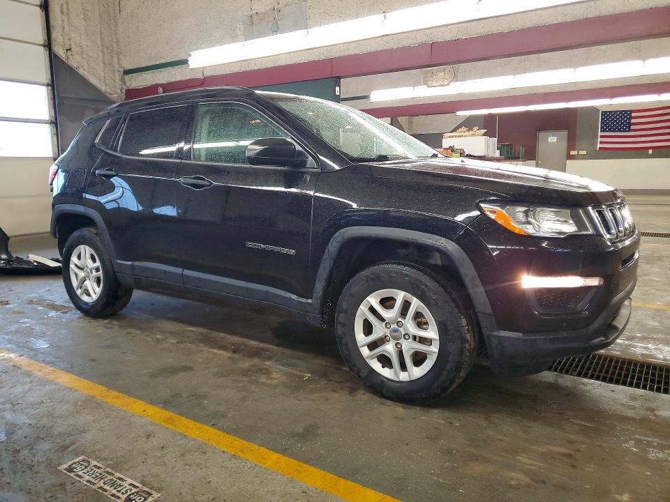 2018 Jeep Compass მანქანა იყიდება აუქციონზე, vin: 3C4NJDAB1JT177624, აუქციონის ნომერი: 53739636