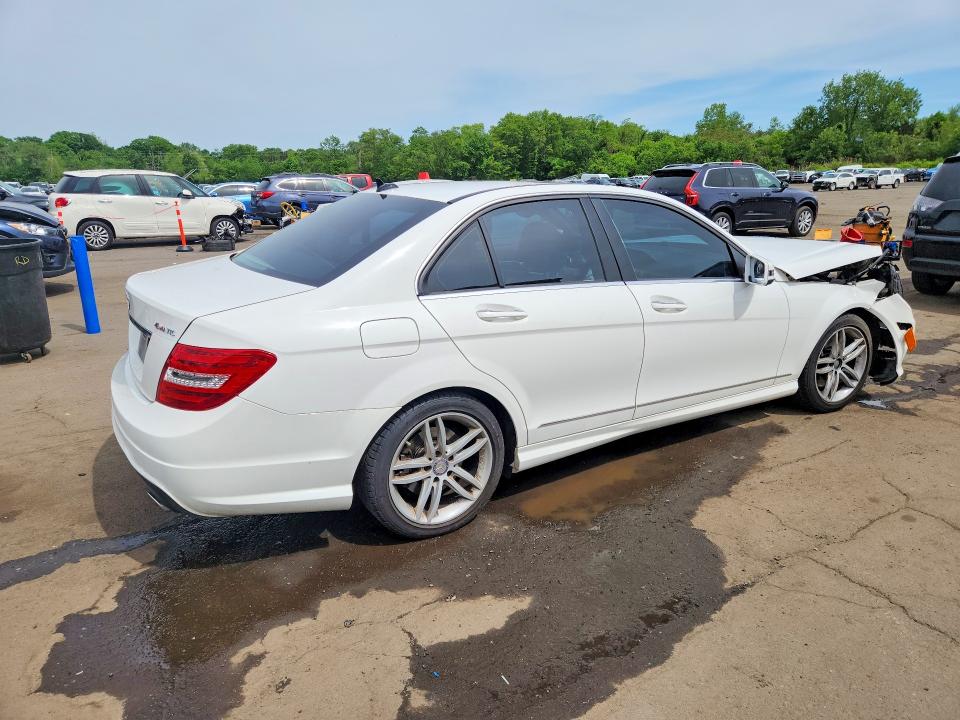 54816456 :رقم المزاد ، WDDGF8AB5DG075176 vin ، 2013 Mercedes-benz C مزاد بيع
