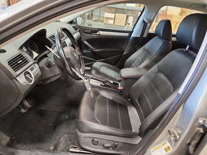 52027326 :رقم المزاد ، 1VWBN7A3XCC102515 vin ، 2012 Volkswagen Passat مزاد بيع