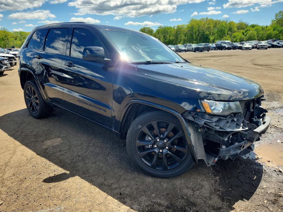 2017 Jeep Grand Cherokee მანქანა იყიდება აუქციონზე, vin: 1C4RJFAG8HC700782, აუქციონის ნომერი: 52681716