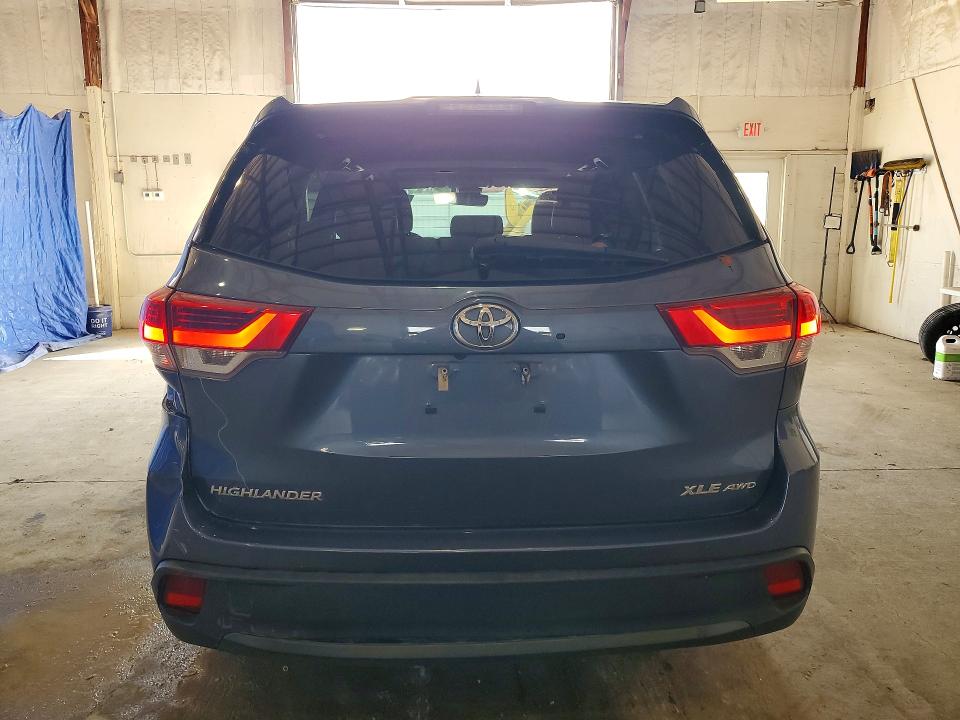 Aukcja sprzedaży 2019 Toyota Highlander, vin: 5TDJZRFH8KS964020, numer aukcji: 54332526