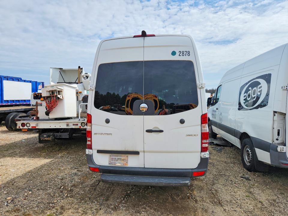 55068856 :رقم المزاد ، WDRPE8CD3HP510827 vin ، 2017 Freightliner Sprinter مزاد بيع