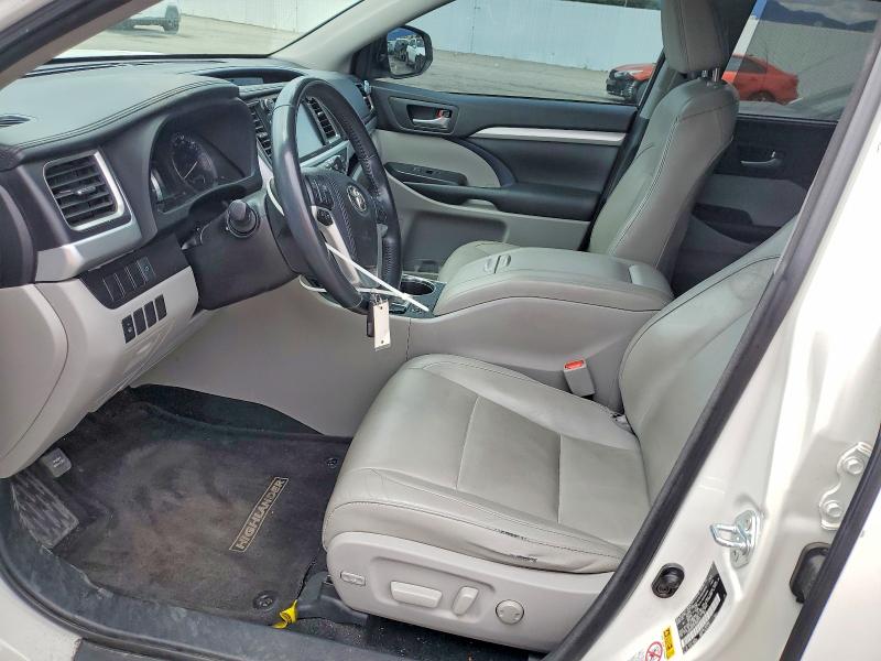Продажа на аукционе авто 2015 Toyota Highlander, vin: 5TDKKRFH1FS090172, номер лота: 52508086