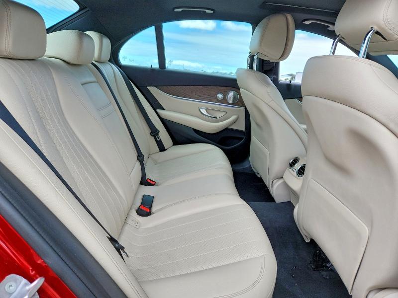 55052626 :رقم المزاد ، WDDZF4JB0HA284559 vin ، 2017 Mercedes-benz E مزاد بيع