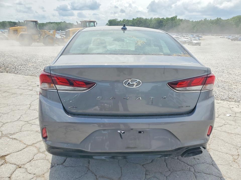 53547336 :رقم المزاد ، 5NPE24AF4JH693427 vin ، 2018 Hyundai Sonata مزاد بيع