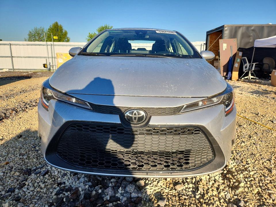 53041446 :رقم المزاد ، JTDEPMAE0MJ138740 vin ، 2021 Toyota Corolla مزاد بيع