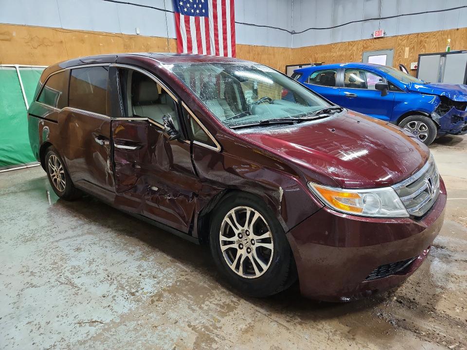 52012446 :رقم المزاد ، 5FNRL5H64DB069950 vin ، 2013 Honda Odyssey مزاد بيع