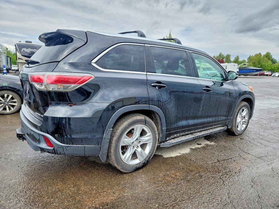 Auction sale of the 2015 Toyota Highlander, vin: 5TDDKRFH6FS075353, lot number: 52851016