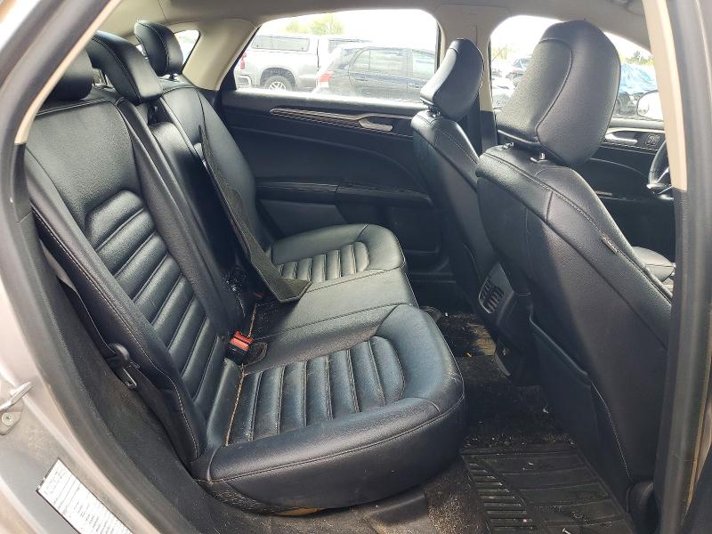 53422836 :رقم المزاد ، 3FA6P0CD3LR177267 vin ، 2020 Ford Fusion مزاد بيع