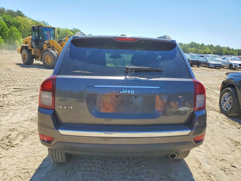 2017 Jeep Compass მანქანა იყიდება აუქციონზე, vin: 1C4NJDEB4HD126306, აუქციონის ნომერი: 52989326