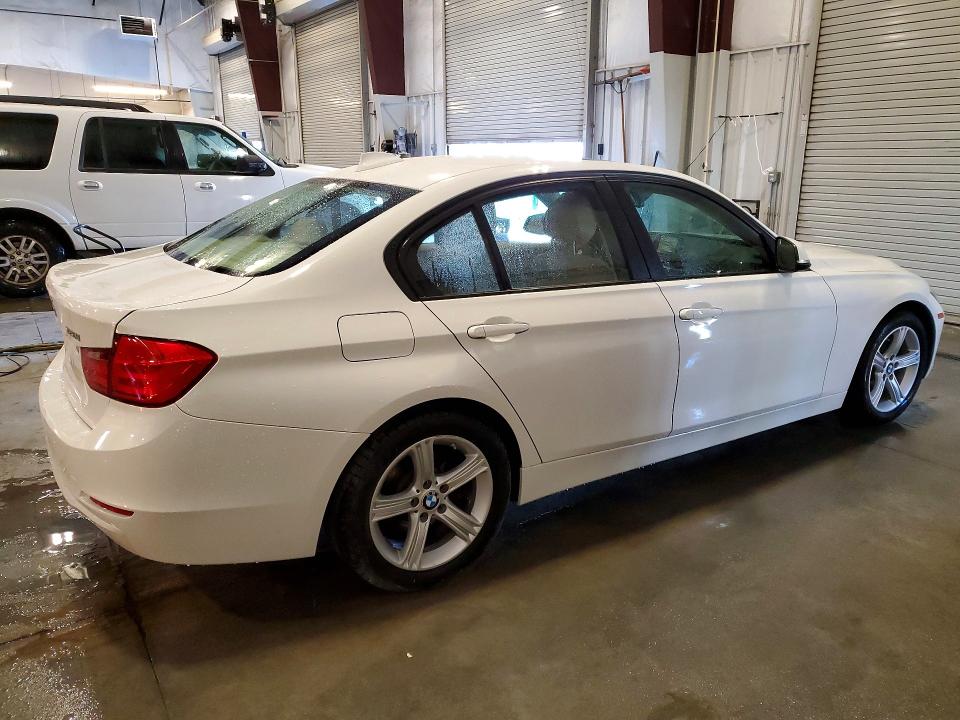 2014 Bmw 320 მანქანა იყიდება აუქციონზე, vin: WBA3C3G55ENS69920, აუქციონის ნომერი: 52243856