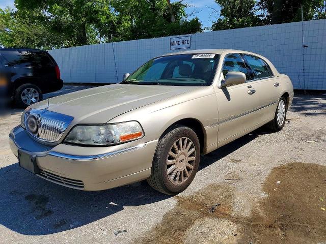 Auction sale of the 2005 Lincoln Town Car, vin: 1LNHM81W85Y668867, lot number: 55190686