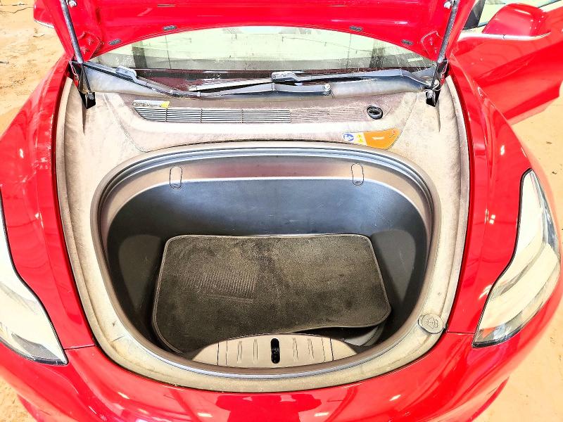 2018 Tesla Model 3 მანქანა იყიდება აუქციონზე, vin: 5YJ3E1EA6JF004630, აუქციონის ნომერი: 54815126