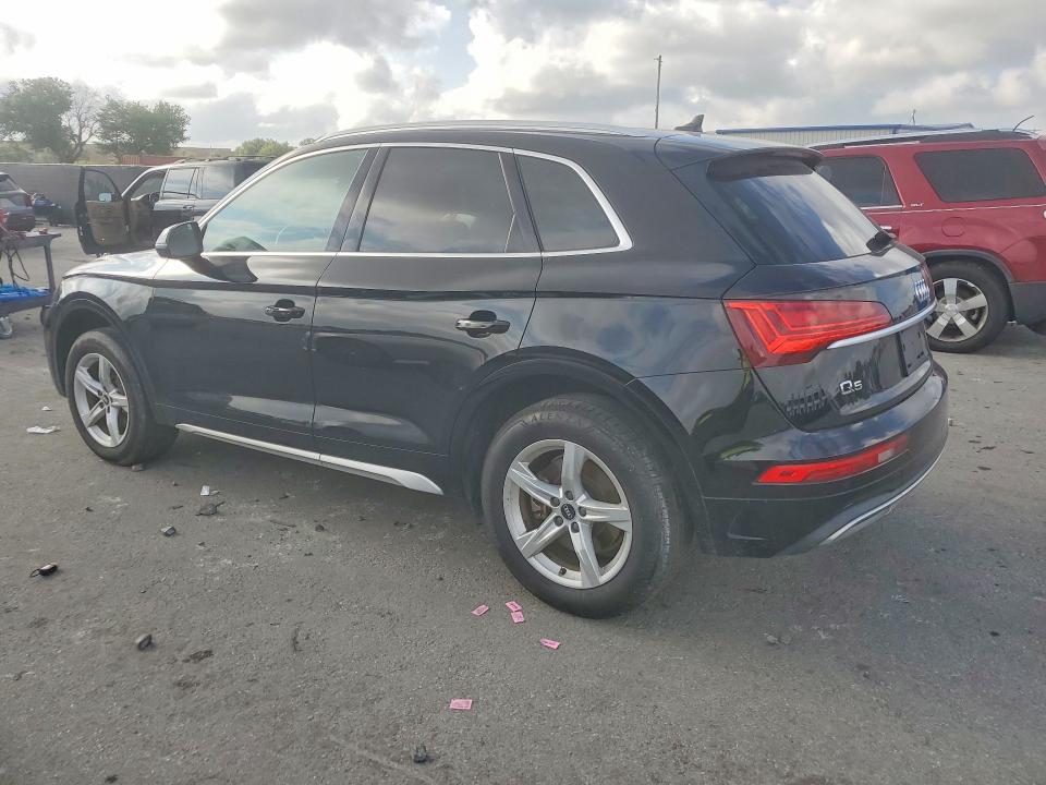 52885636 :رقم المزاد ، WA1AAAFY4M2055480 vin ، 2021 Audi Q5 مزاد بيع