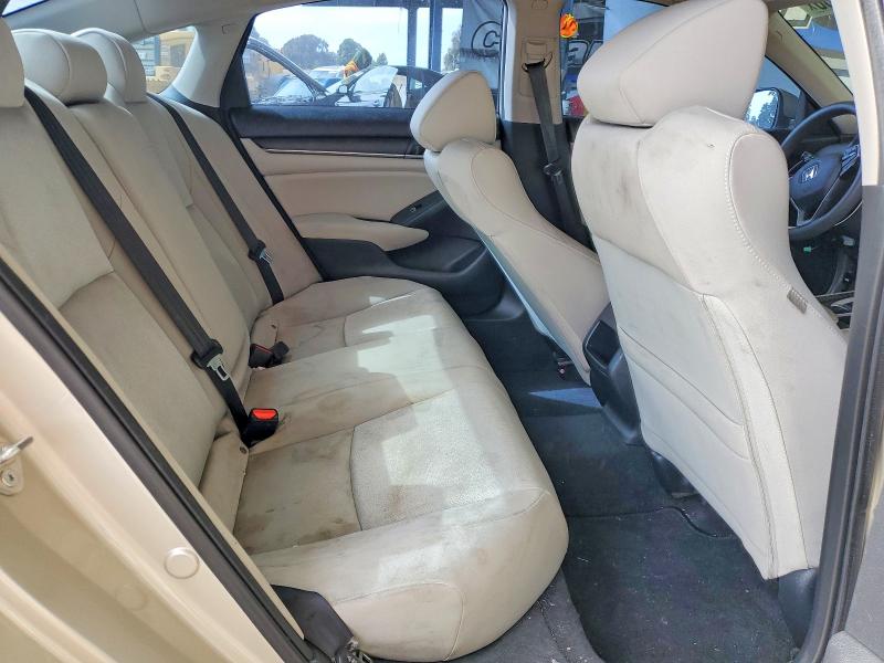 Продажа на аукционе авто 2018 Honda Accord, vin: 1HGCV1F14JA044567, номер лота: 53579336