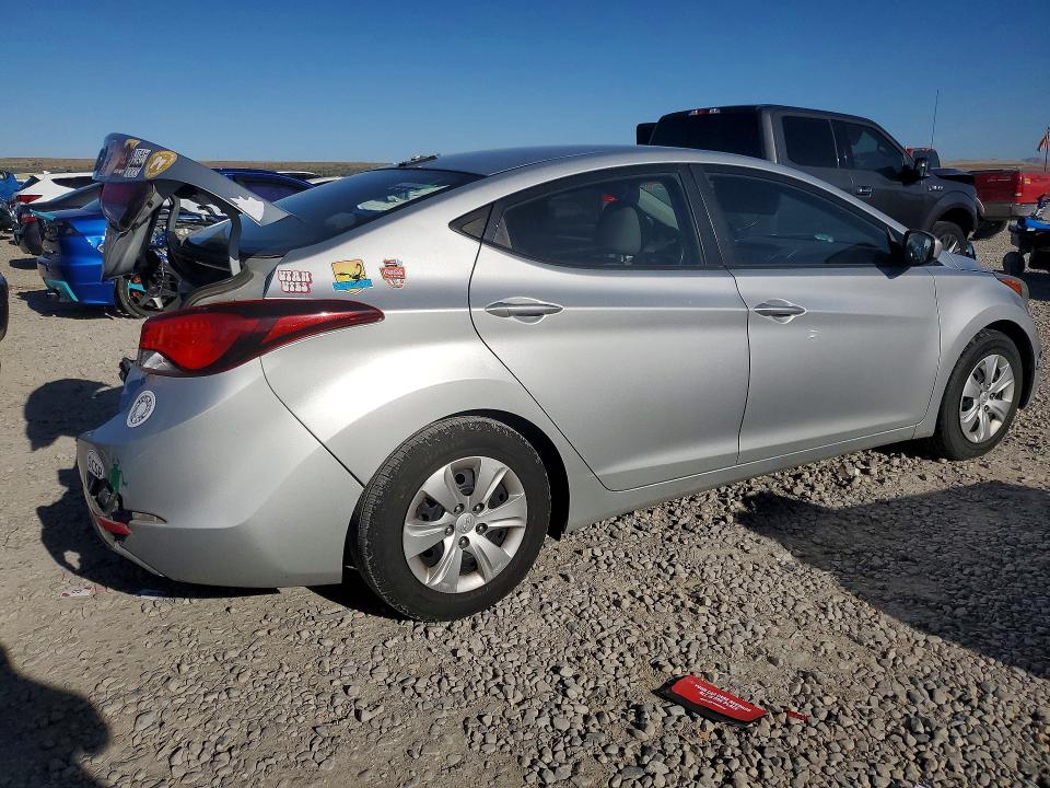 Продаж на аукціоні авто 2016 Hyundai Elantra, vin: 5NPDH4AE7GH686840, номер лоту: 54652066