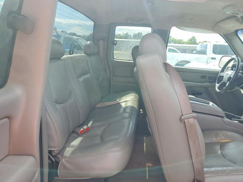 52541626 :رقم المزاد ، 1GTHK29U54E148586 vin ، 2004 Gmc Sierra 2500 مزاد بيع