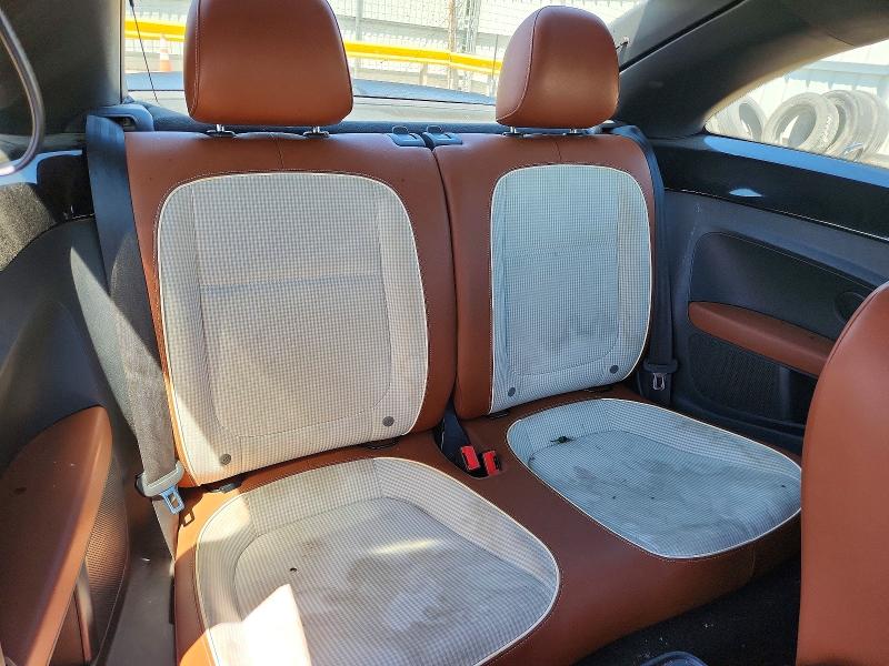 52436186 :رقم المزاد ، 3VWF17AT2HM629726 vin ، 2017 Volkswagen Beetle مزاد بيع