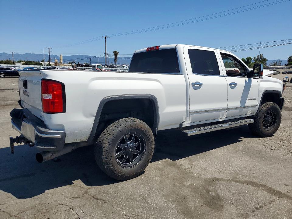 54258486 :رقم المزاد ، 1GT12TEY9JF125298 vin ، 2018 Gmc Sierra مزاد بيع