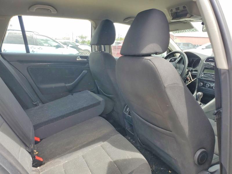54703336 :رقم المزاد ، 3VWPX7AJXBM660070 vin ، 2011 Volkswagen Golf مزاد بيع