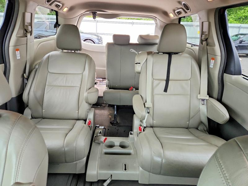 Aukcja sprzedaży 2016 Toyota Sienna, vin: 5TDYK3DC4GS717530, numer aukcji: 54675746