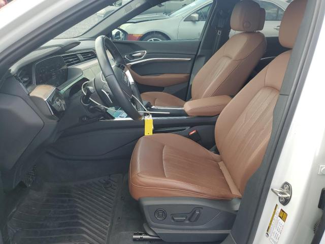 2024 Audi Q8 E-tron მანქანა იყიდება აუქციონზე, vin: WA15AAGE5RB032111, აუქციონის ნომერი: 53883006