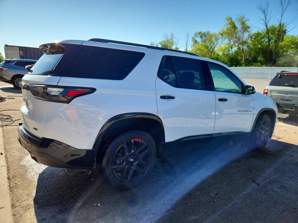 2021 Chevrolet Traverse მანქანა იყიდება აუქციონზე, vin: 1GNEVKKW8MJ117675, აუქციონის ნომერი: 55017596