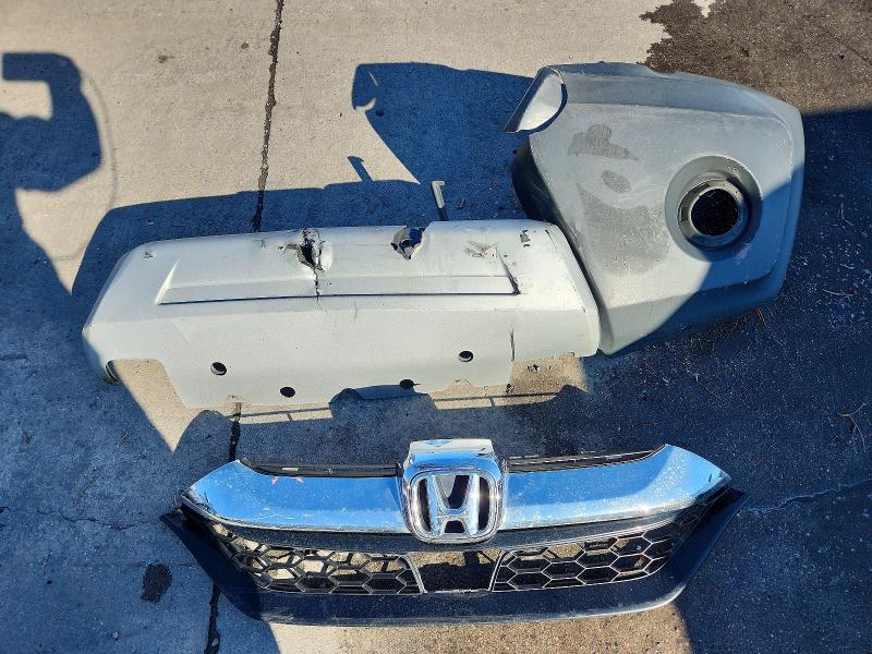 52588156 :رقم المزاد ، 7FARW2H82KE057627 vin ، 2019 Honda Cr-v مزاد بيع
