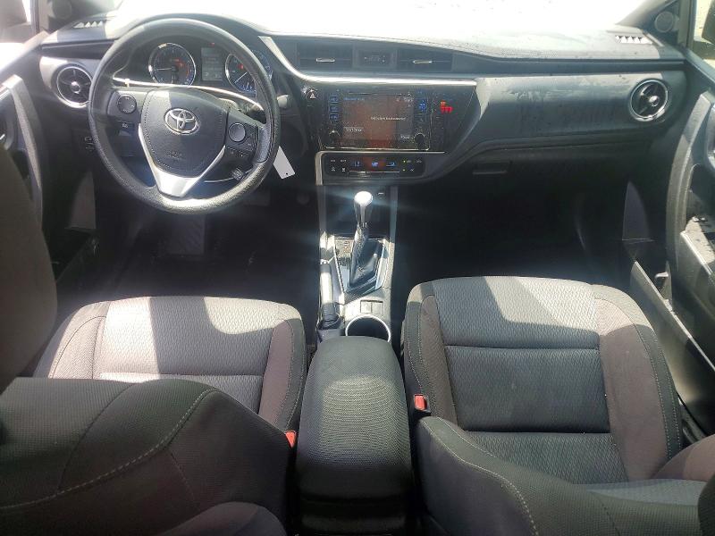 Продаж на аукціоні авто 2018 Toyota Corolla, vin: 5YFBURHE1JP806180, номер лоту: 54198156