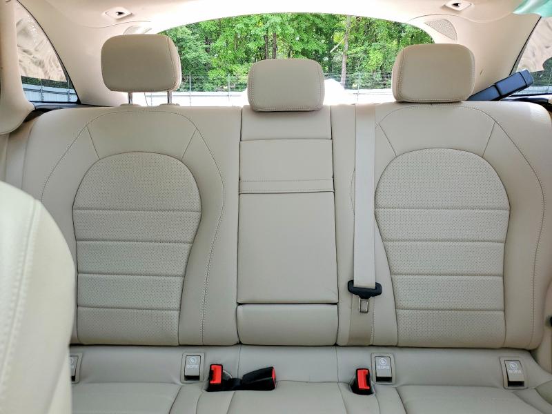 53222926 :رقم المزاد ، W1N0G8EB1NV381994 vin ، 2022 Mercedes-benz Glc مزاد بيع