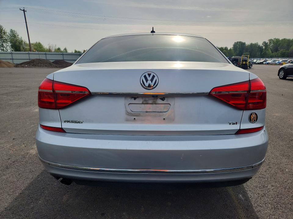 Продажа на аукционе авто 2016 Volkswagen Passat, vin: 1VWAT7A36GC050243, номер лота: 52083316
