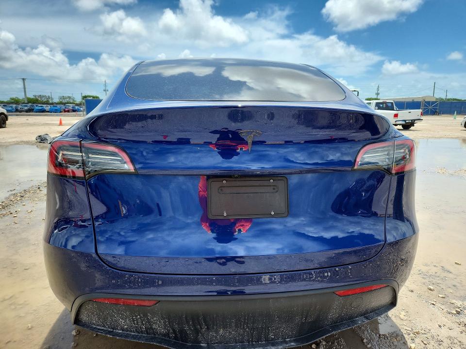Продажа на аукционе авто 2024 Tesla Model Y, vin: 7SAYGDED8RF184090, номер лота: 53788856