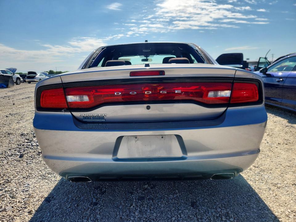 53003506 :رقم المزاد ، 2C3CDXAT2DH593692 vin ، 2013 Dodge Charger مزاد بيع