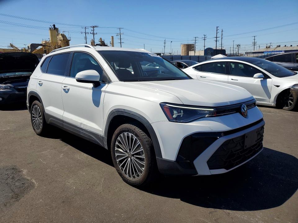 2025 Volkswagen Taos მანქანა იყიდება აუქციონზე, vin: 3VVSC7B27SM011053, აუქციონის ნომერი: 52894196