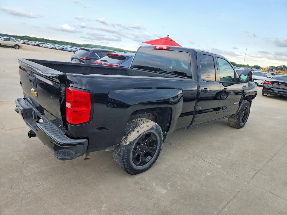 Продаж на аукціоні авто 2018 Chevrolet Silverado, vin: 1GCVKREC7JZ361293, номер лоту: 55153976