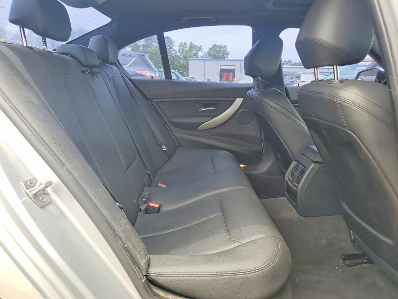 52889716 :رقم المزاد ، WBA8E1G53GNU10197 vin ، 2016 Bmw 320 مزاد بيع