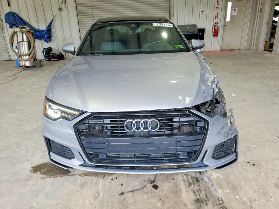 2021 Audi A6 მანქანა იყიდება აუქციონზე, vin: WAUL2AF21MN043483, აუქციონის ნომერი: 54789296