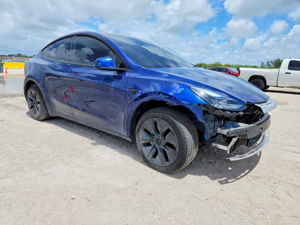 Продажа на аукционе авто 2024 Tesla Model Y, vin: 7SAYGDED8RF184090, номер лота: 53788856