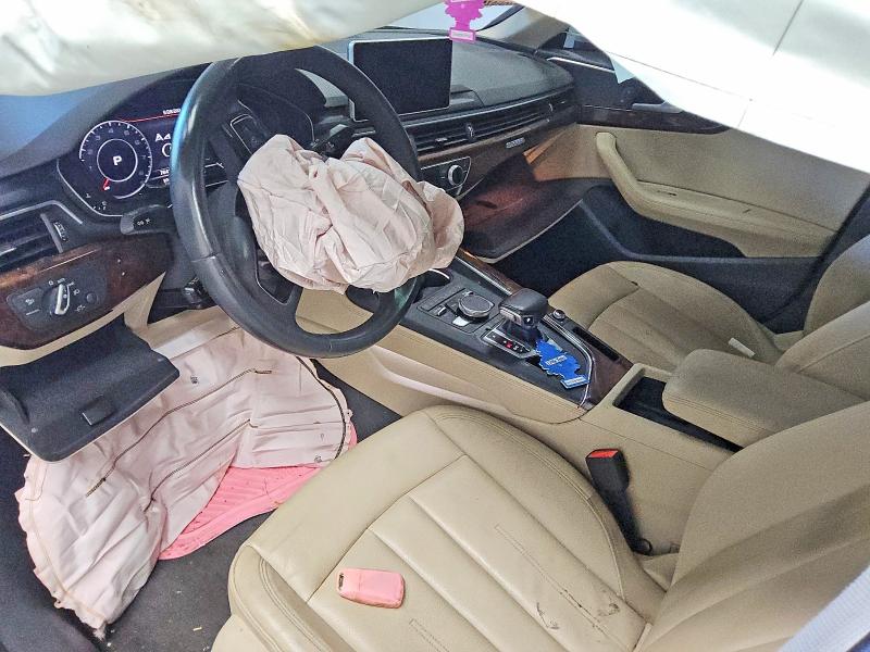 Продажа на аукционе авто 2019 Audi A4, vin: WAUENAF4XKN002199, номер лота: 51641626
